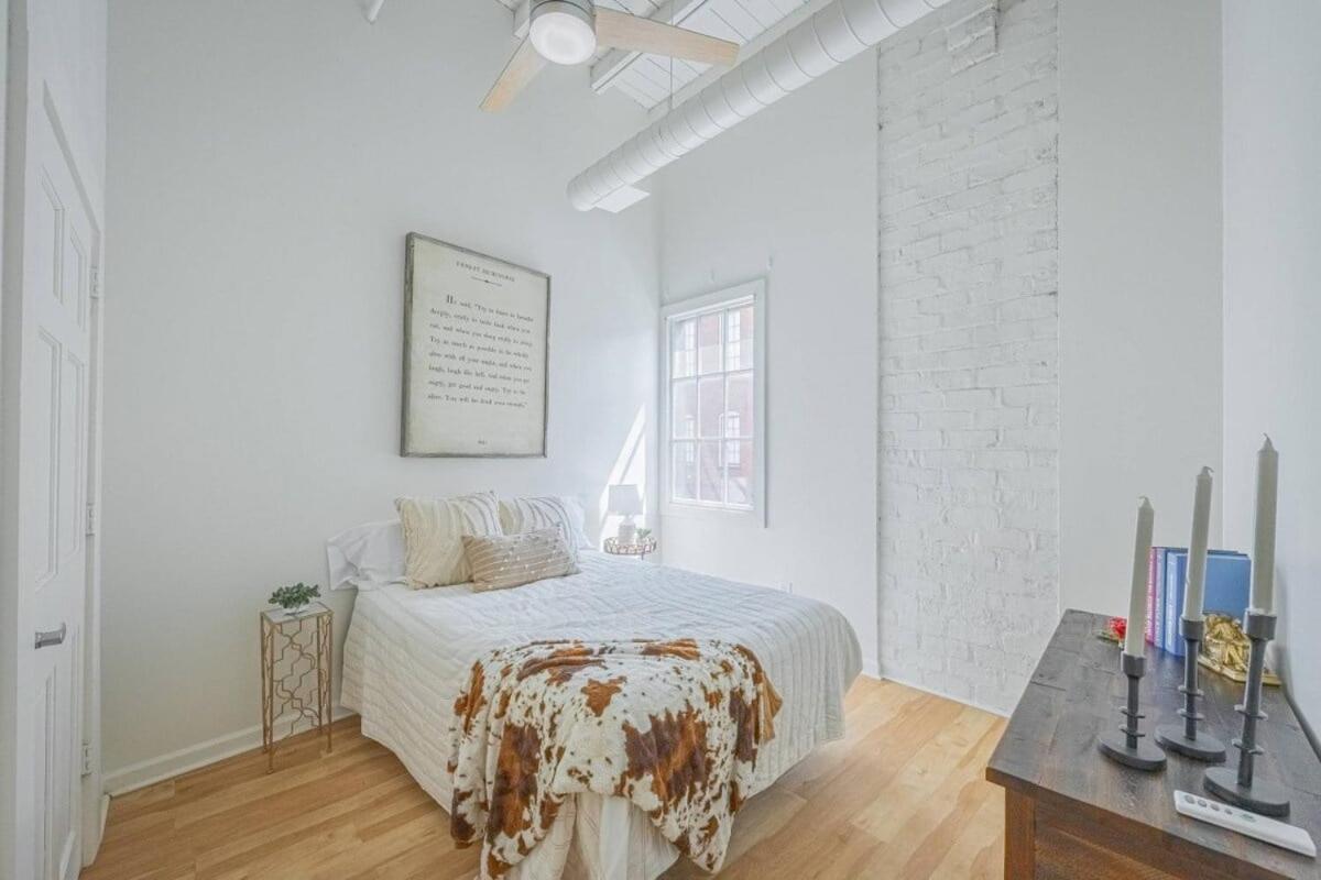 Apartmán Darlin' Downtown Dawghouse Athens Exteriér fotografie